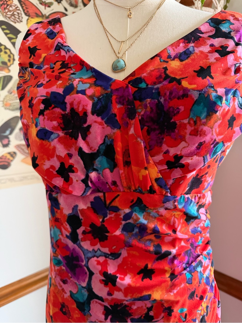 Red Floral V-Neck Midi Dress Size 6